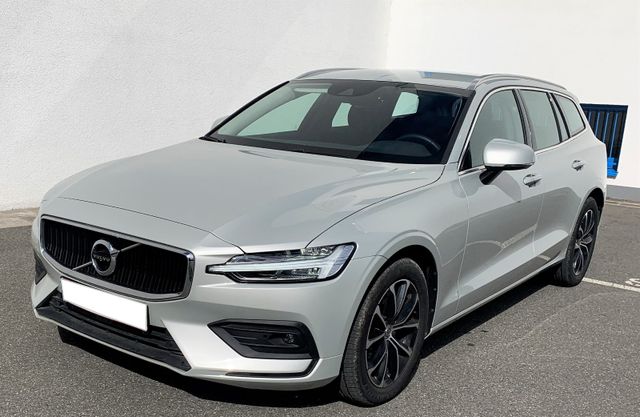 Volvo V60 B4 Mild Hybrid Kamera PDC Momentum Pro