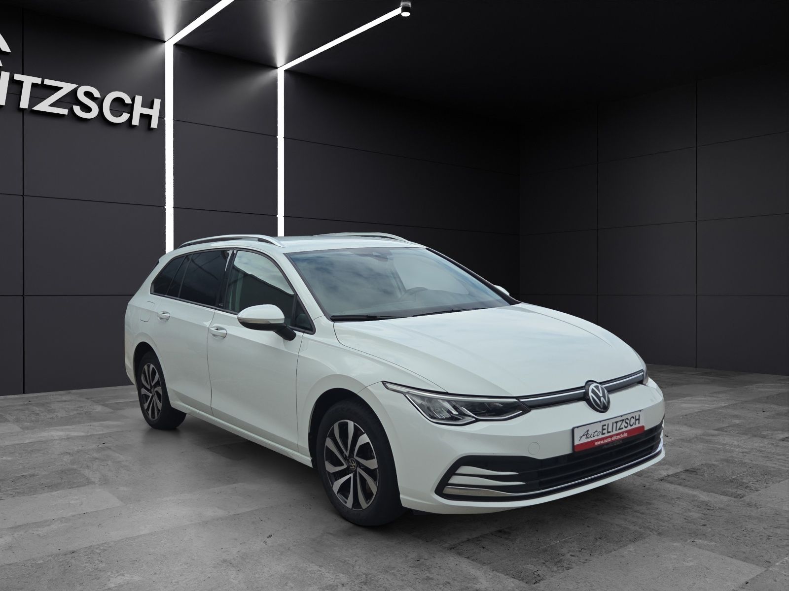 Fahrzeugabbildung Volkswagen Golf VIII Variant TDI Active DSG LED Navi AID AC