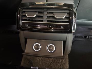 2022 AUDI A8 — миниатюра 13