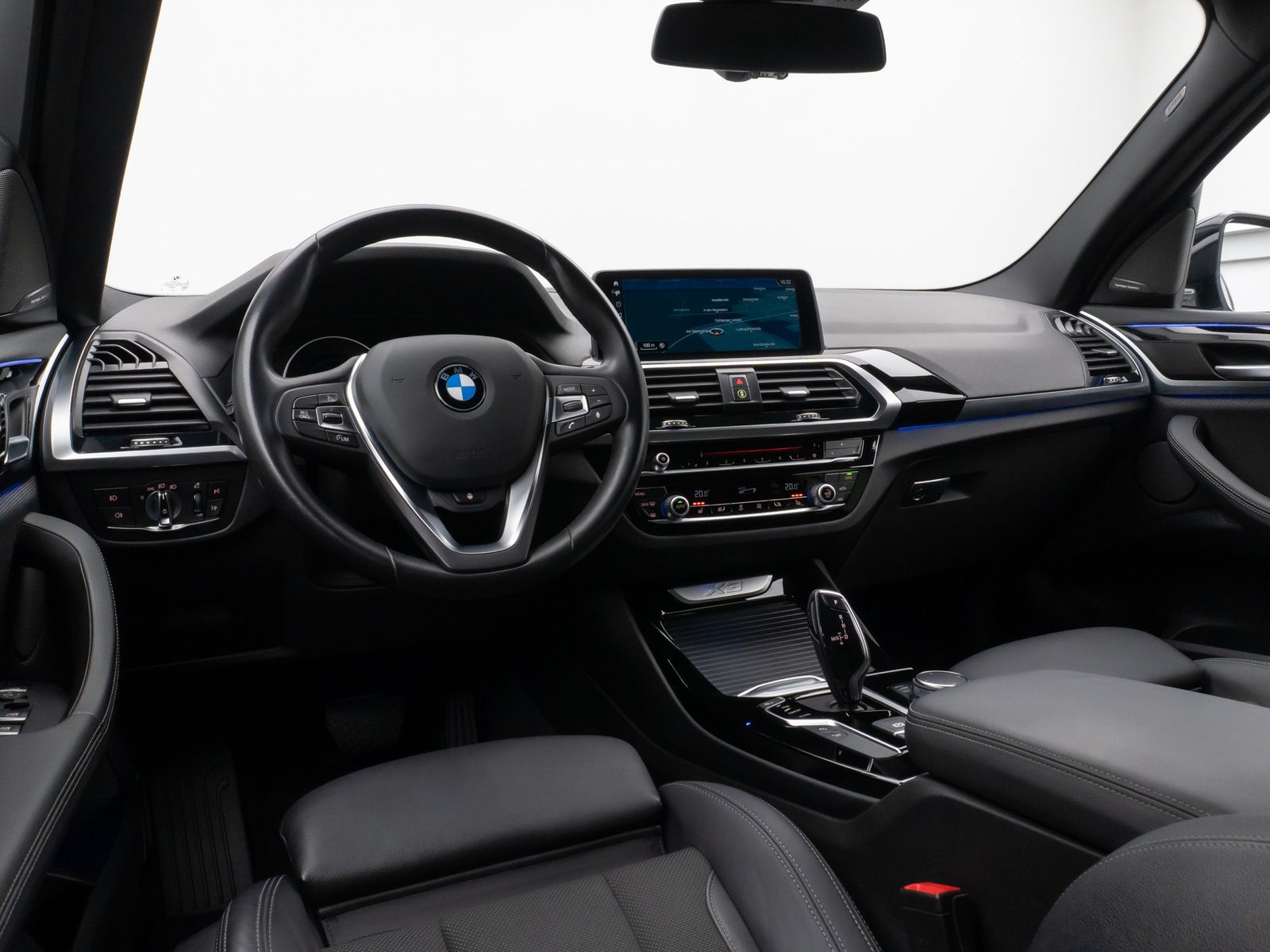 Fahrzeugabbildung BMW X3 xD20d xLine Kamera HUD H/K Komfort Sport 19"