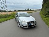 Volkswagen Jetta 5 Km-Stand 93.389 - gebrauchte VW Jetta aus dem Jahr 2005