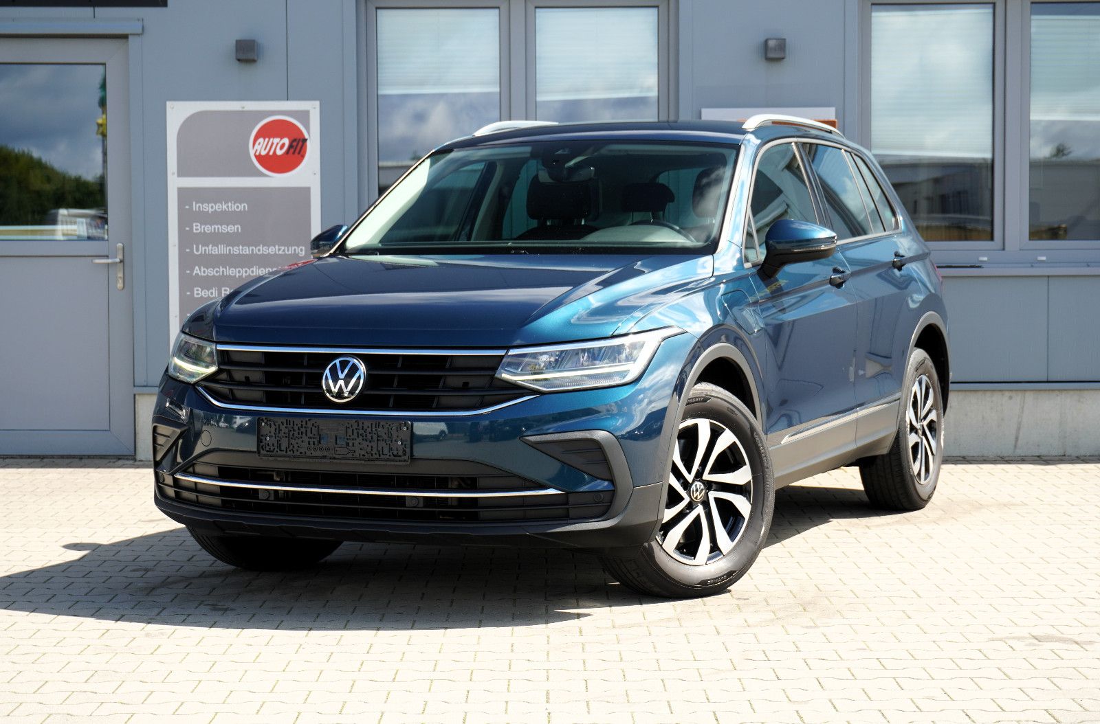 Volkswagen Tiguan Active eHybrid*Kamera*ACC*LED*DAB*AHK*