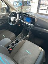 Ford Grand Tourneo Behindertengerechter Van 2024 - Ford Grand Tourneo Plug-in Hybrid (PHEV) Gebrauchtwagen