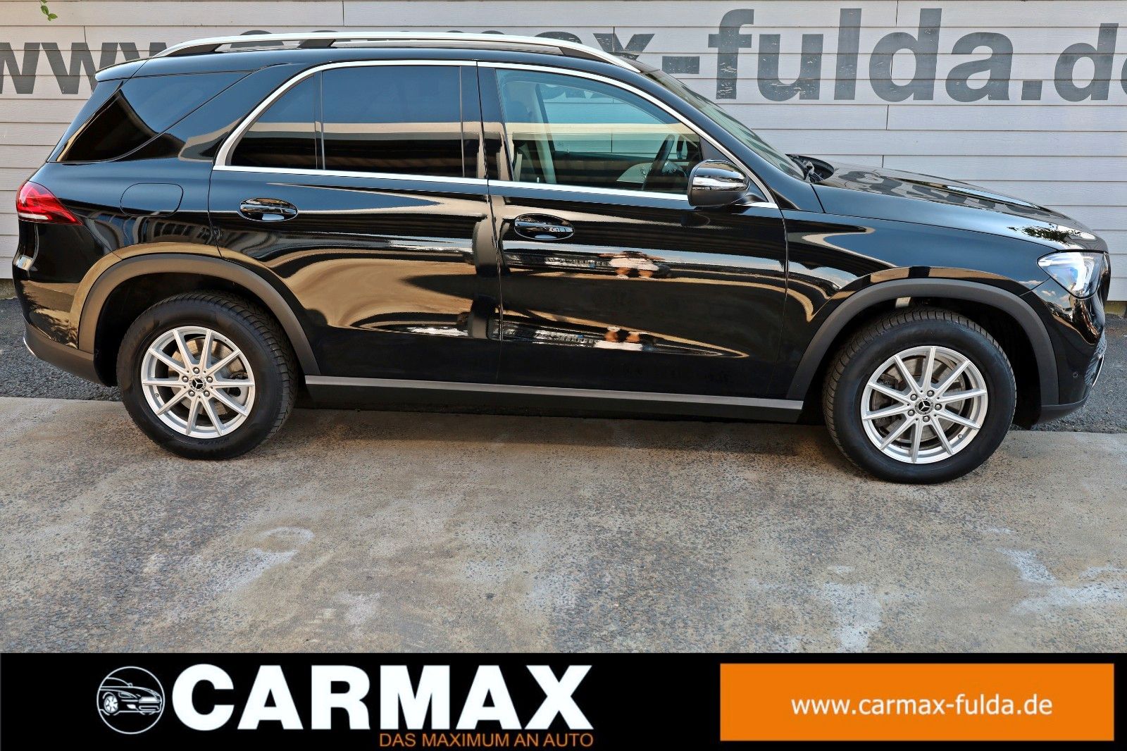 Fahrzeugabbildung Mercedes-Benz GLE 300 d 4Matic,Leder,Navi,LED,Kamera,Pano,AHK