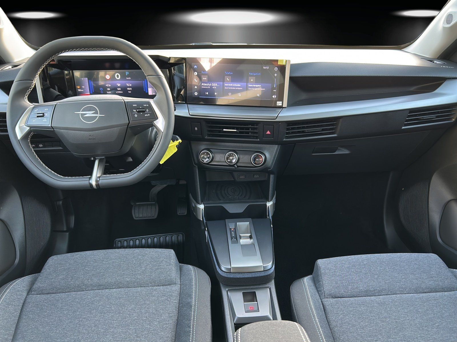 Fahrzeugabbildung Opel Frontera Edition Automatik ALLWETTER/PDC/TECH-PA