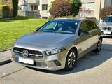 Mercedes-Benz A180 Progressive/MBUX/Panoramadach/ServiceNeu - gebrauchte Mercedes-Benz A 180 aus dem Jahr 2019