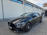 Mercedes-Benz CLS 300 d - - Mercedes-Benz CLS 300: Coupe
