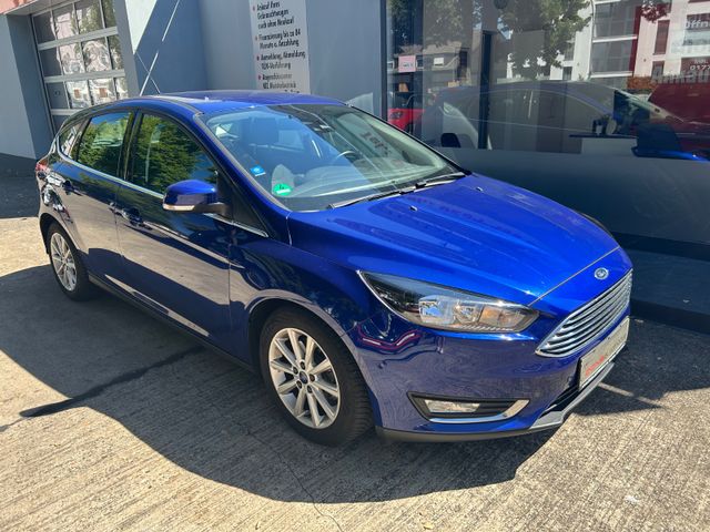 Fahrzeugabbildung Ford Focus 1.5 Autom.Titanium+Navi+Parkpilot+BT+SHZ+