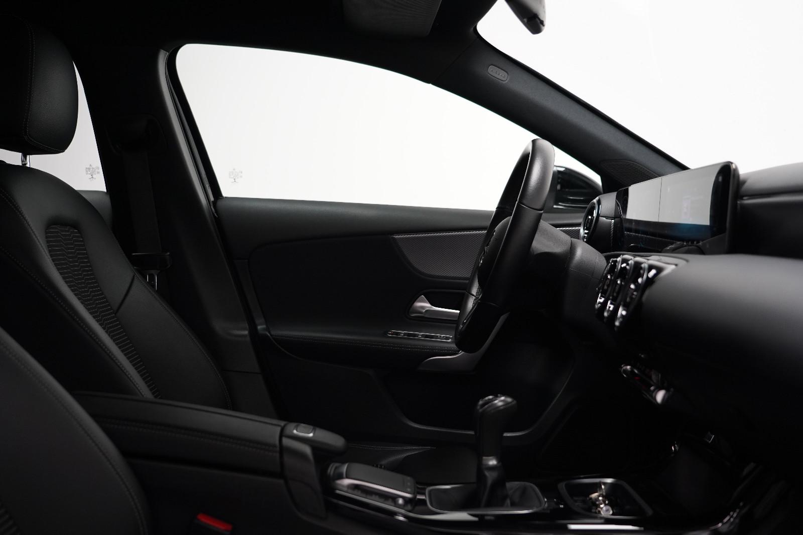 Mercedes-Benz A-Class Progressive Widescreen Kamera MBUX DAB, миниатюра 22