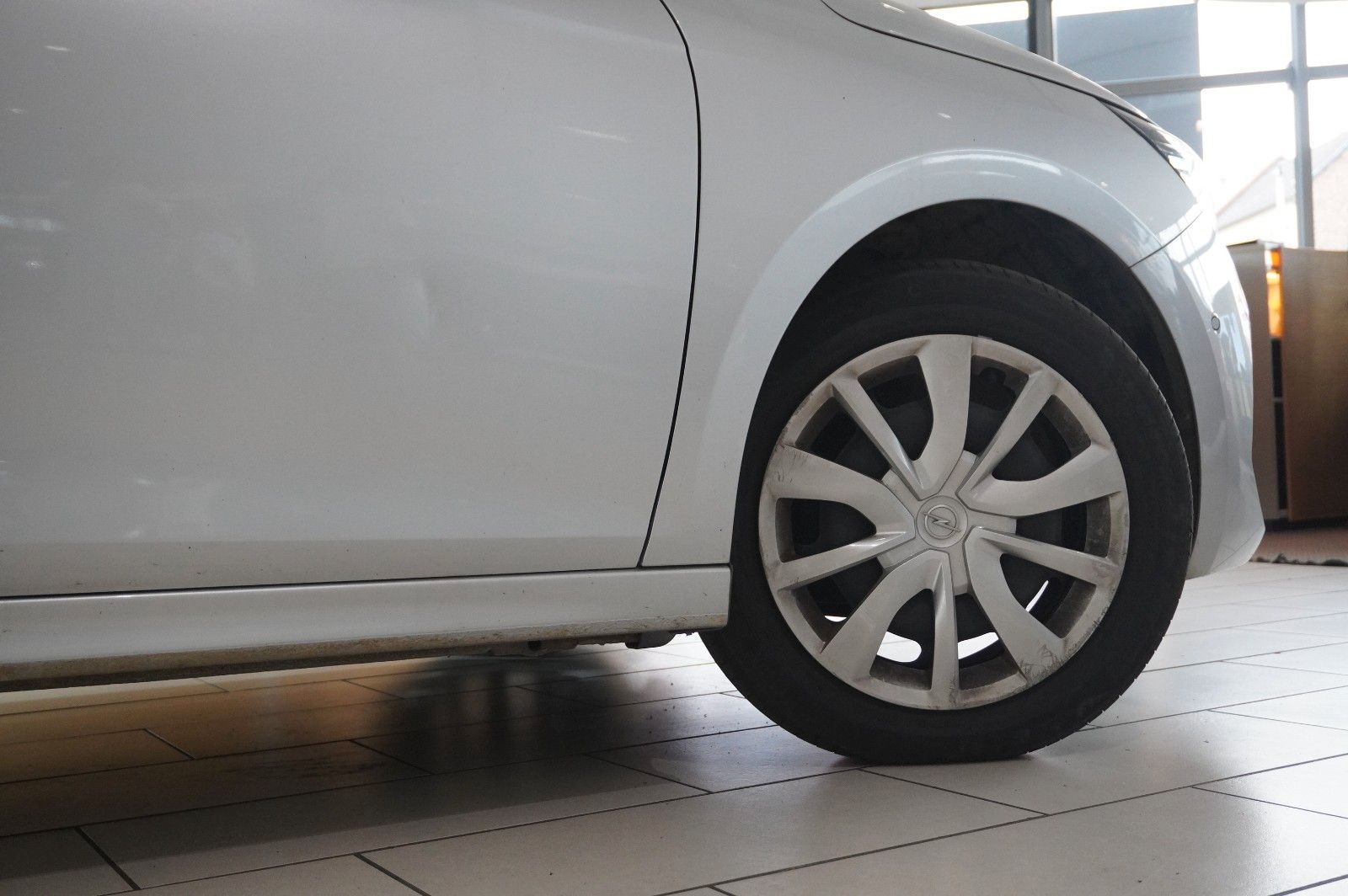 Fahrzeugabbildung Opel Corsa F 1.2 FACELIFT NAVI/LED/KAMERA/VIRTU./DAB+