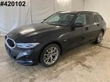 BMW 330 e Touring DrivingAss LED+ PANO HUD KEYLESS - BMW 330 mit Hybrid-Antrieb: Vollleder, Kombi