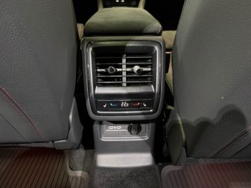 Skoda Kodiaq 2.0 TSI 4x4 RS 7-Sitze*Pano*StHz*AHK