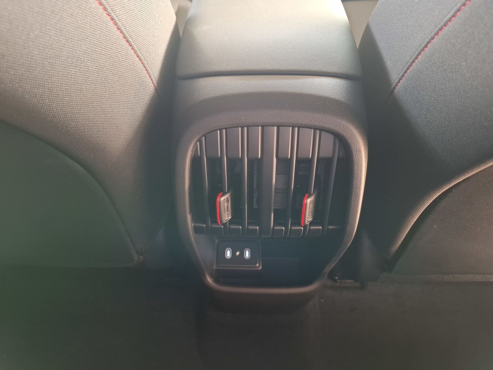 Hyundai KONA Elektro - Bild 16