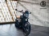 Triumph Street Scrambler - TRIUMPH SCRAMBLER