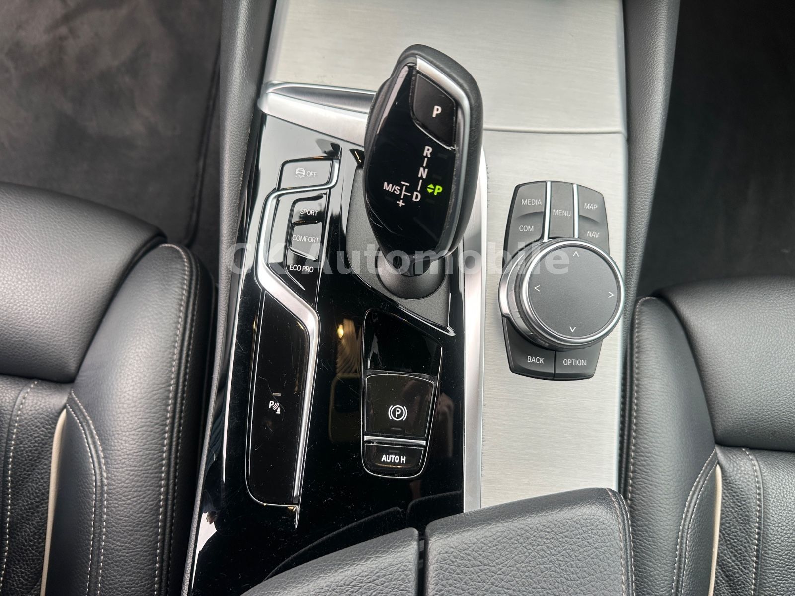 Fahrzeugabbildung BMW 530d Lim./Navi/Head-Up/Laser/Leder/Kamera