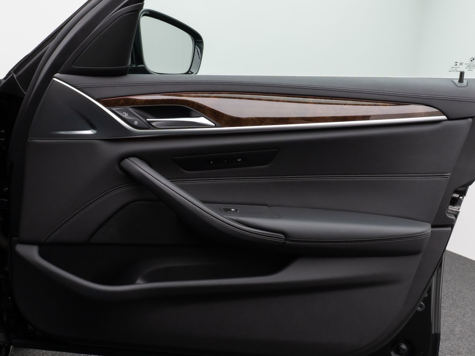 Fahrzeugabbildung BMW 530e iP Luxury Line Kamera HiFi Fernlichtassist