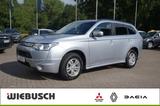 Mitsubishi Outlander 2.2 DI-D   Invite 4WD,AHK ab. Klima. G - gebrauchte Mitsubishi Outlander aus dem Jahr 2013