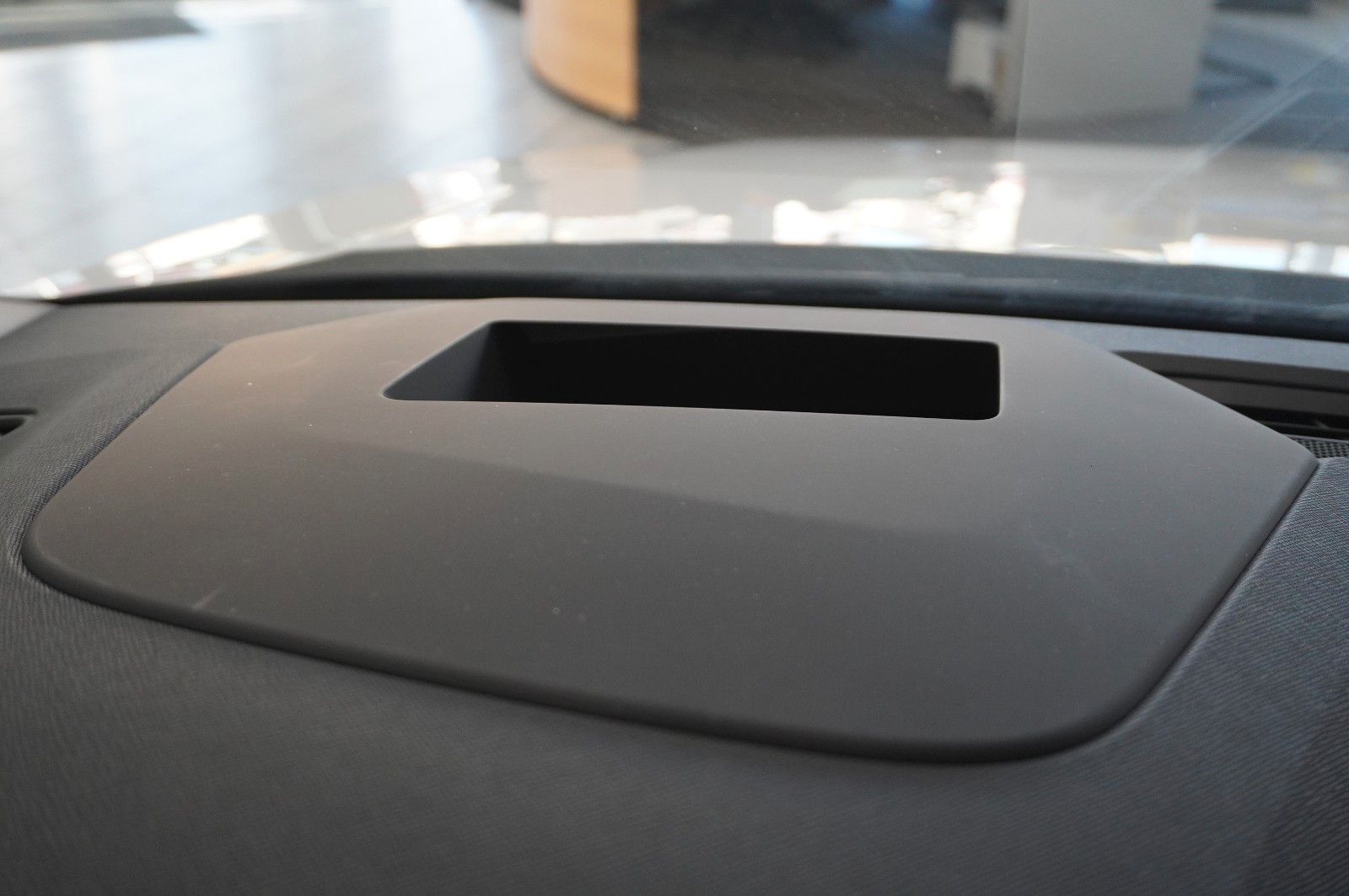 Fahrzeugabbildung SKODA Octavia COMBI 2.0D STYLE NAVI/LED/VIRTU./SHZ/DAB