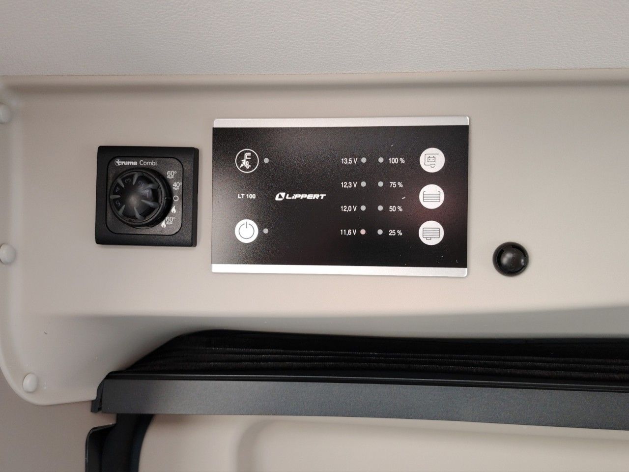 CARADO CV 601 PRO Markise - Bild 16