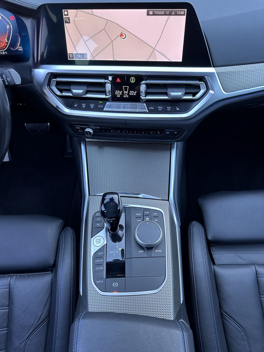 Fahrzeugabbildung BMW M340d Touring xDrive NAV+LASER+AHK+ACC+HEADUP+PP