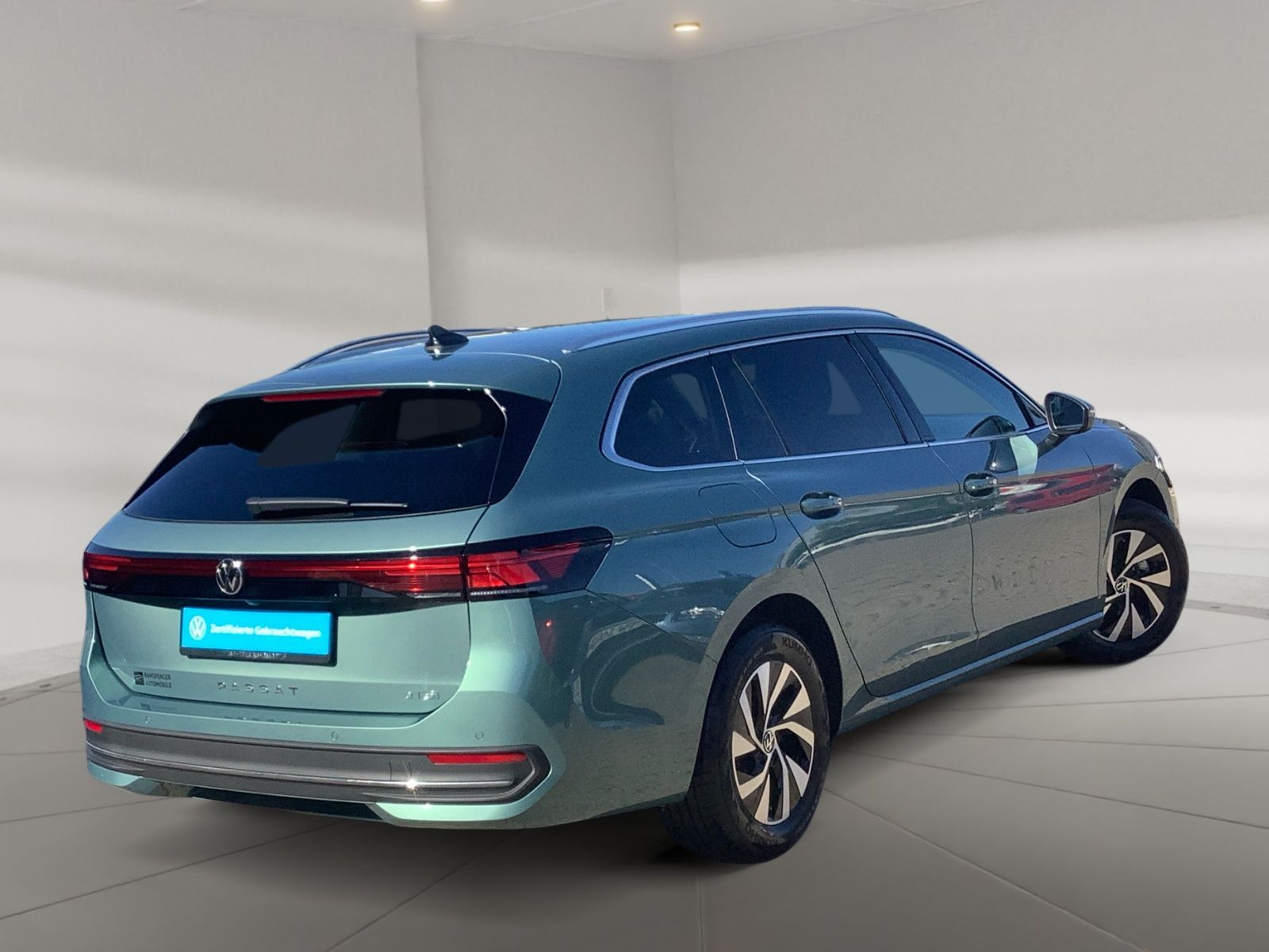 Volkswagen Passat Variant 1.5 TSI DSG Business ACC LED Navi foto 5