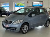 Mercedes-Benz A 180/SITZHEIZUNG/PANORAMA/KLIMA/PDC - Mercedes-Benz A-Klasse: Blau