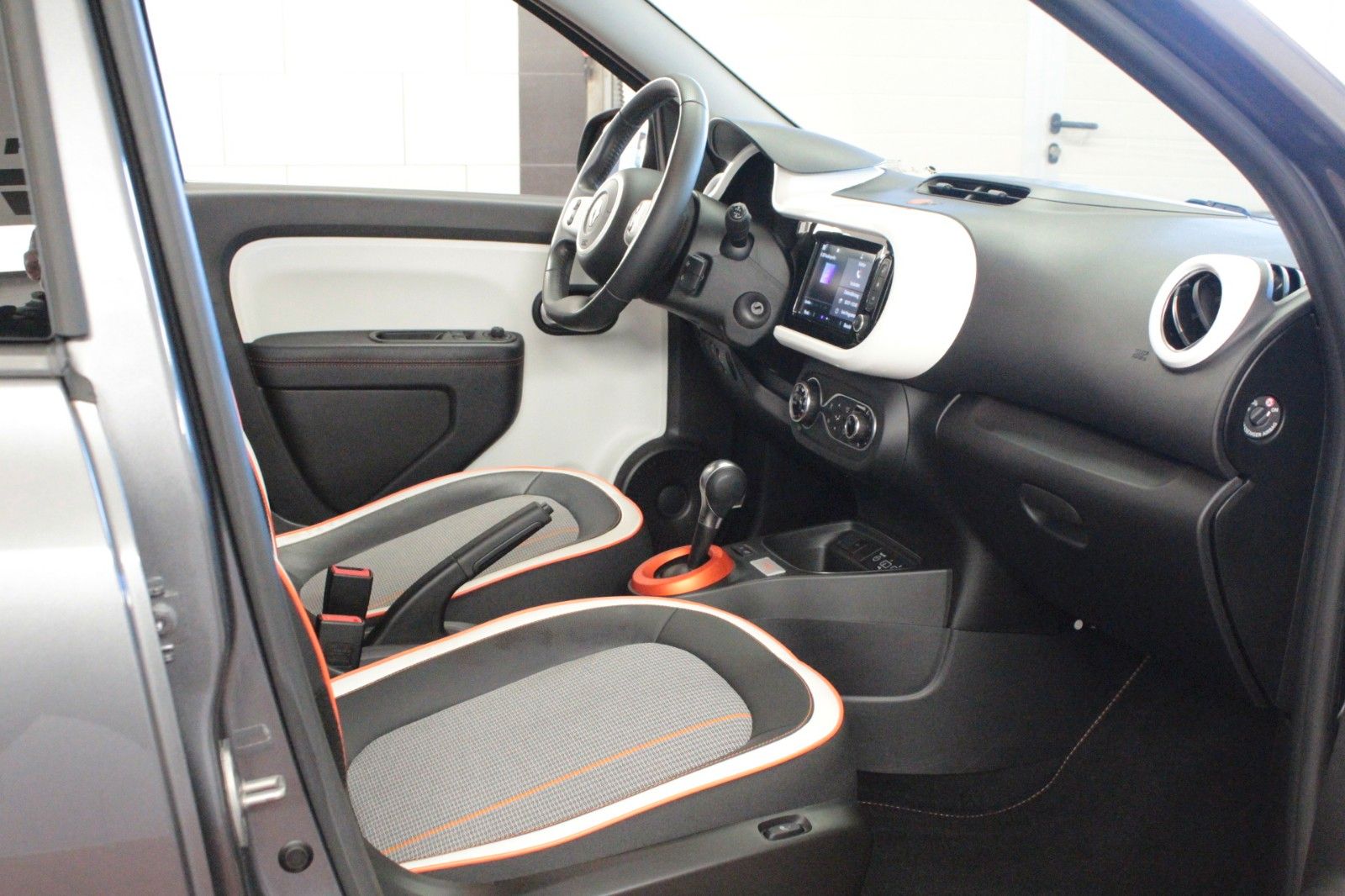 Fahrzeugabbildung Renault Twingo E-Tech 100% elektrisch  Vibes