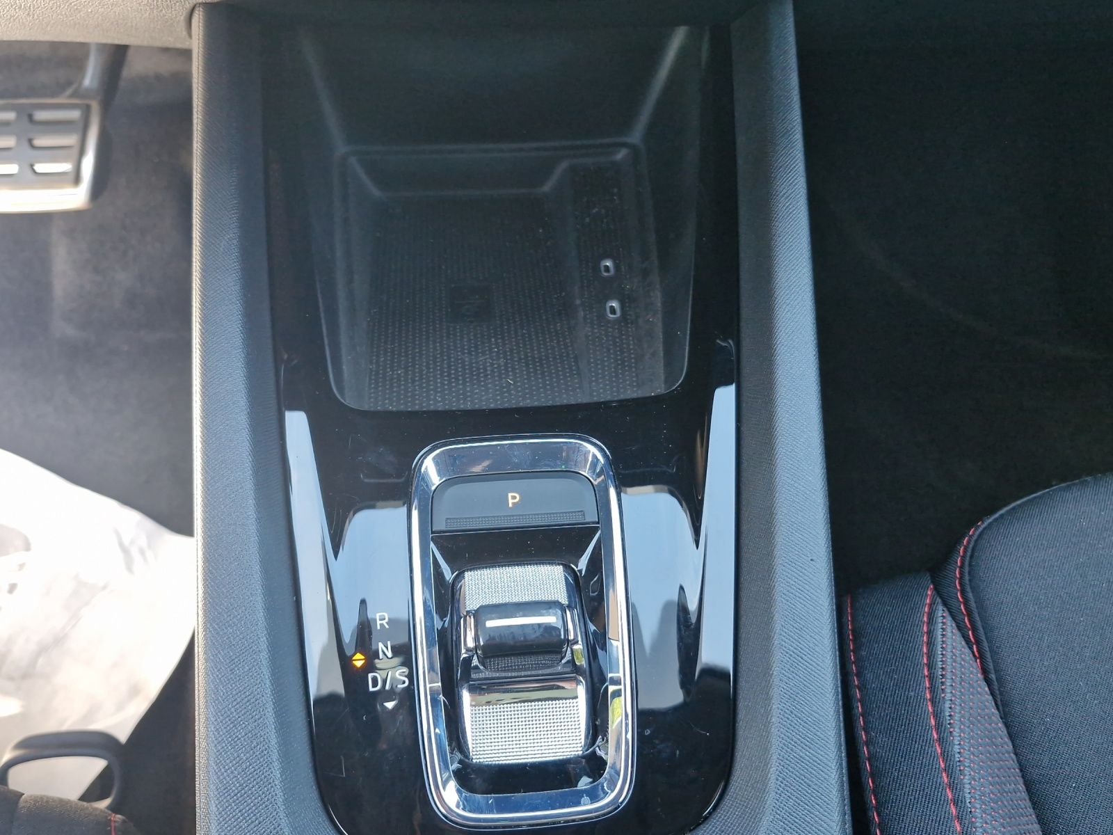 Fahrzeugabbildung SKODA Octavia Combi RS 2.0 TSI DSG Matrix Navi ACC AHK