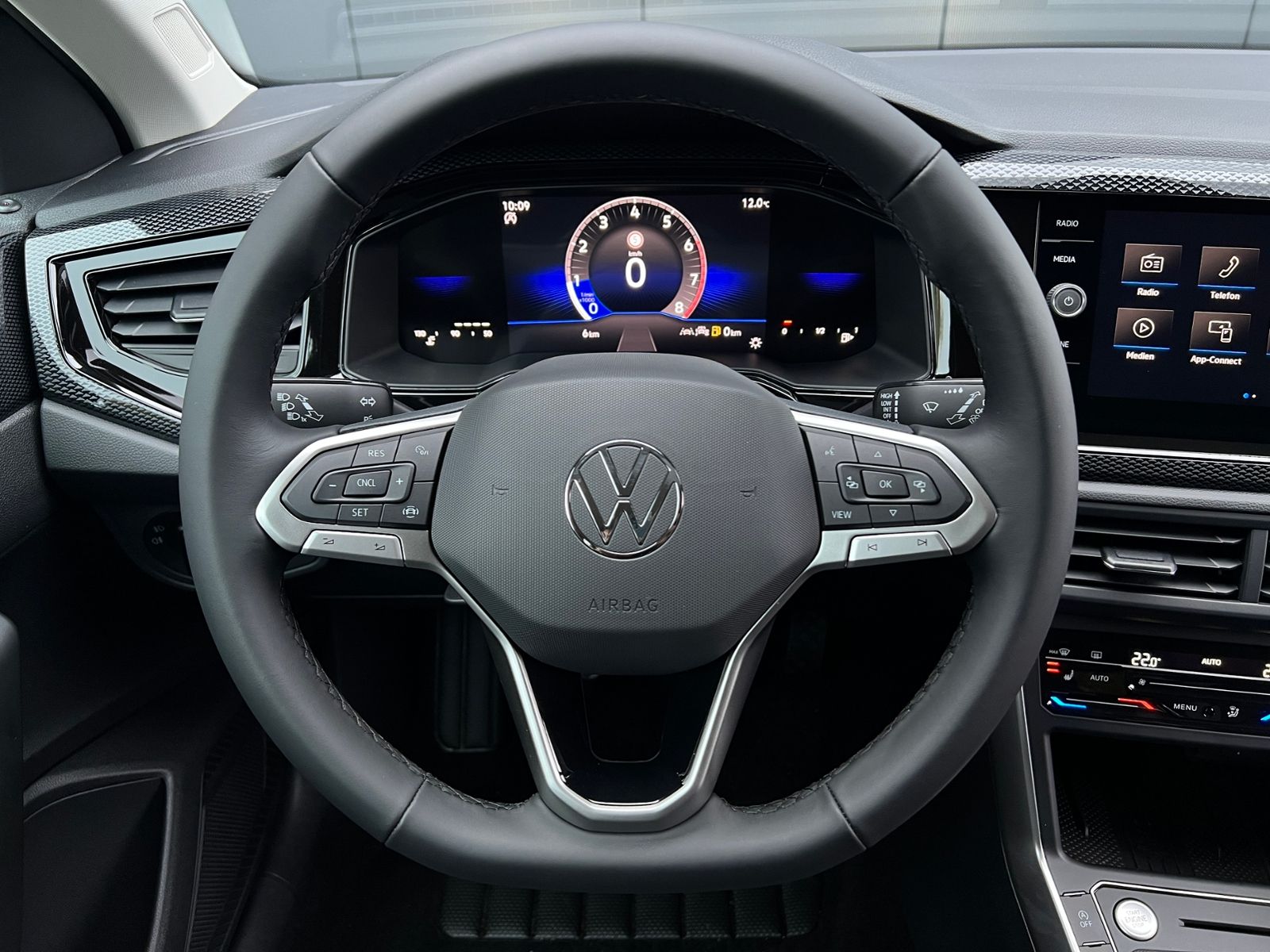 Fahrzeugabbildung Volkswagen Taigo Life 1.0 TSI *IQ.Light, Ready2Discover, Ka