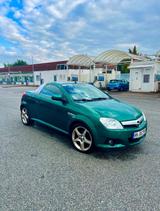 Opel tigra Hingucker in grün Cabrio - Opel Tigra in Hamburg