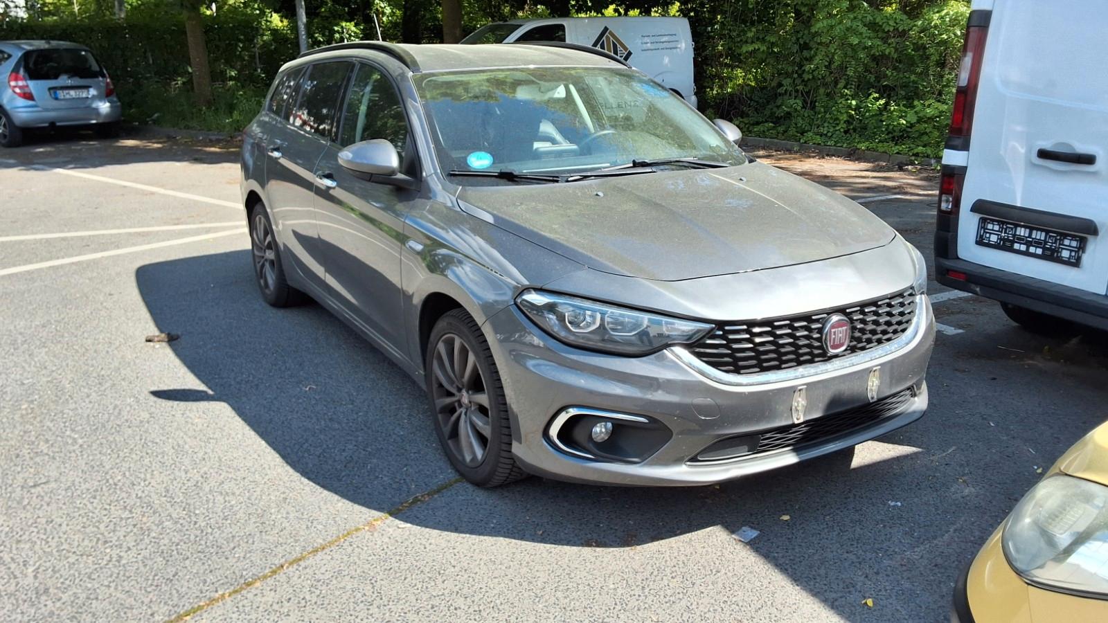 Fiat Tipo Lounge voll Fahrbereit nur blech schaden
