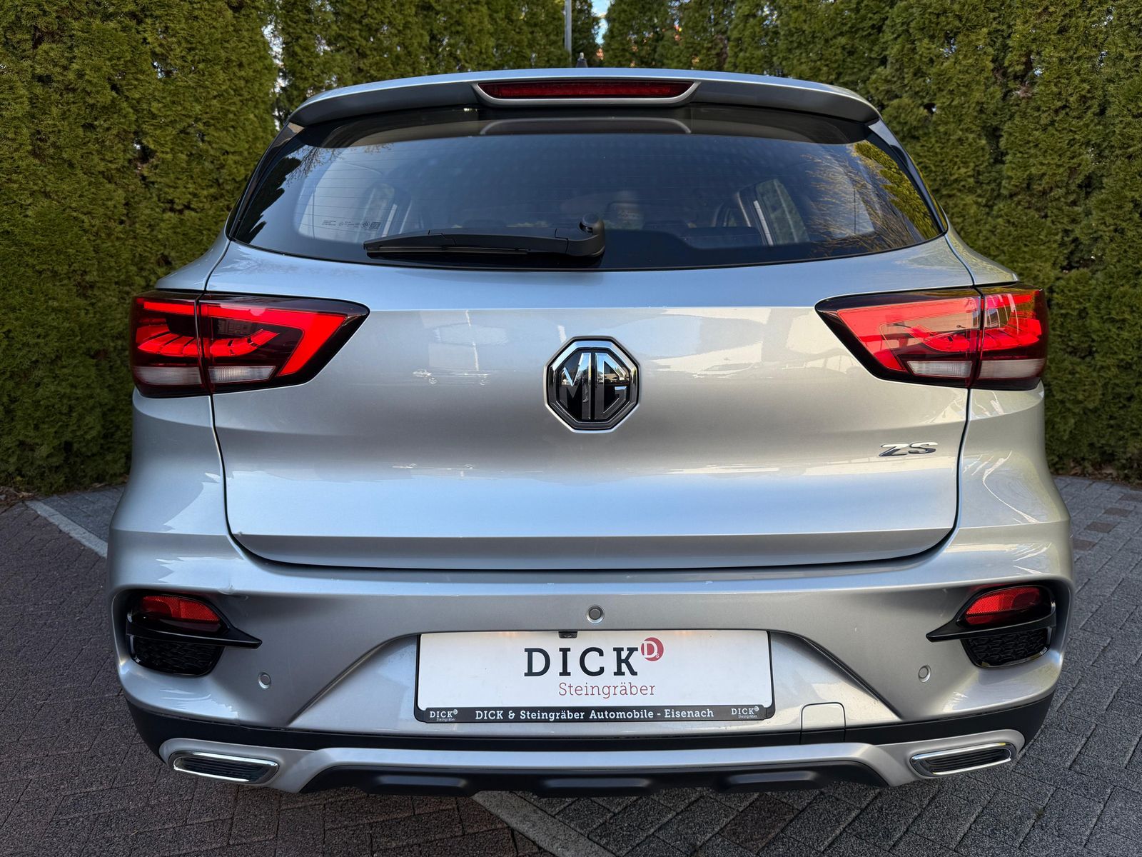 Fahrzeugabbildung MG ZS 1.5VTi Aut. Luxury LEDER+LED+NAV+SHZ+KAM+ACC+