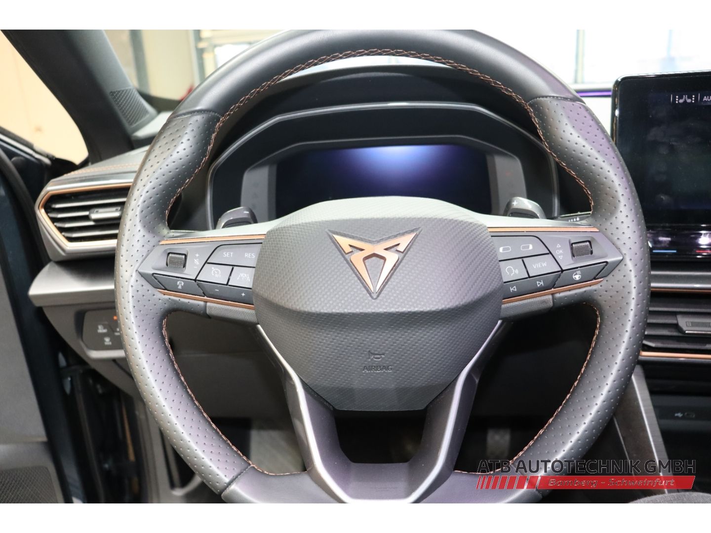 Fahrzeugabbildung CUPRA Formentor 2.0 T-DI 4Drive DSG Navi digitales Coc