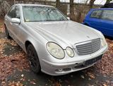 Mercedes-Benz E 270 CDI Automatik Schiebedach/PDC/AHK - Mercedes-Benz E 270 mit Diesel-Antrieb