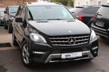 Mercedes-Benz ML 350 AMG Leder*R-Kamera*Schiebedach*Bi-Xenon - Mercedes-Benz ML 350 mit Benzin-Antrieb