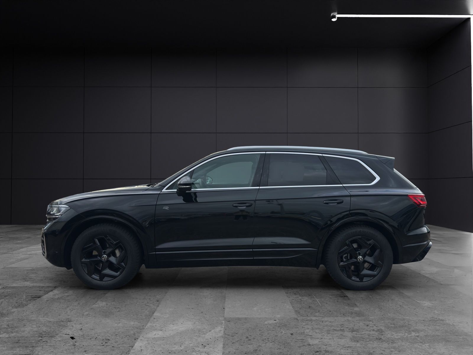 Fahrzeugabbildung Volkswagen Touareg 3.0 TDI 4M R-Line AHK MATRIX
