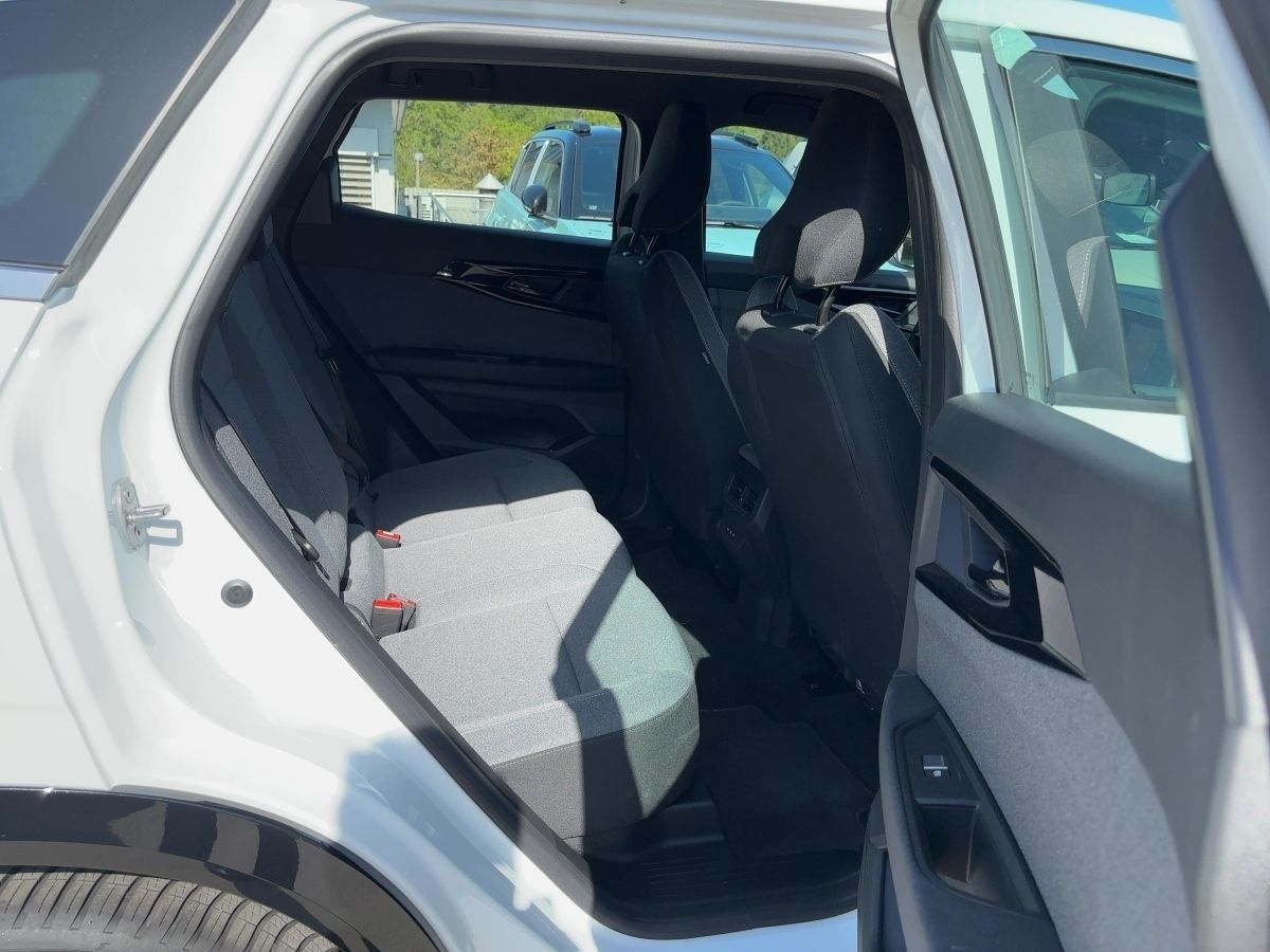 Fahrzeugabbildung Renault Austral Evolution Mild Hybrid 160 Autom. SHZ GJR - mit KI generiert/bearbeitet