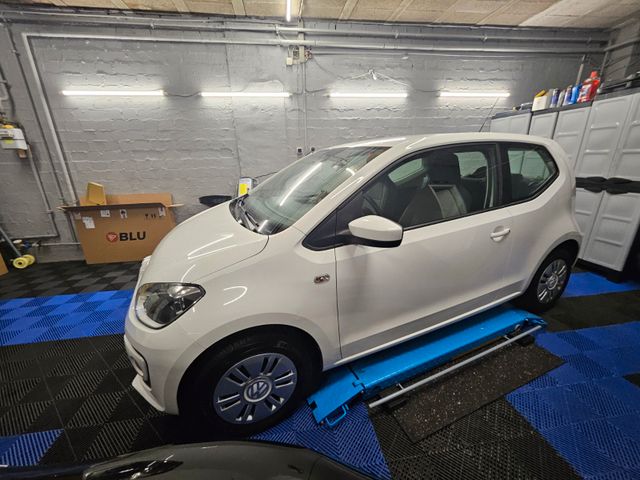 Volkswagen up**75PS**Klima**SHZ**Tempomat**PDC**