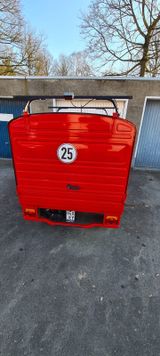 Piaggio APE - Piaggio: Kleinbus