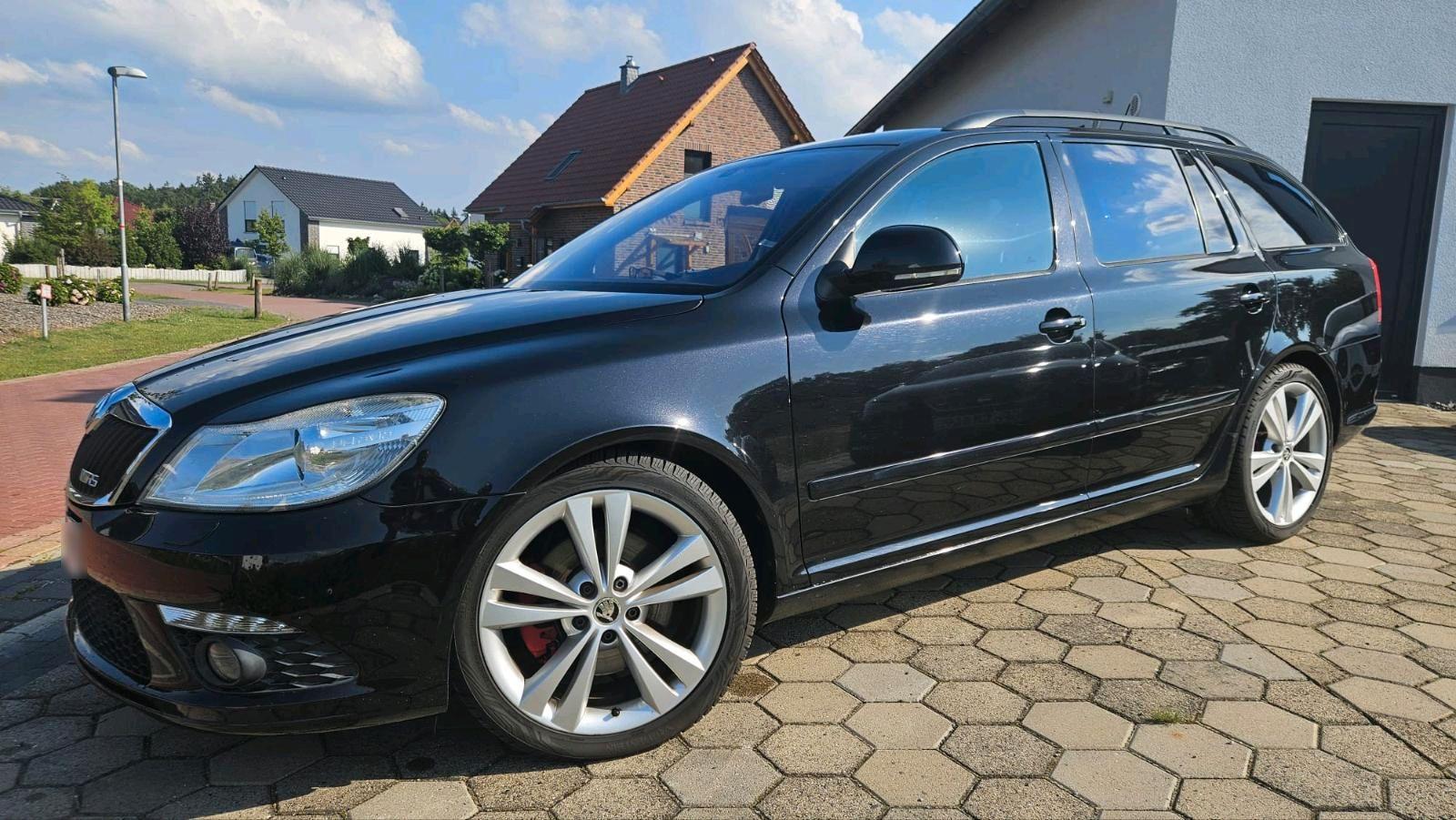 Skoda Octavia 2010 — photo 7