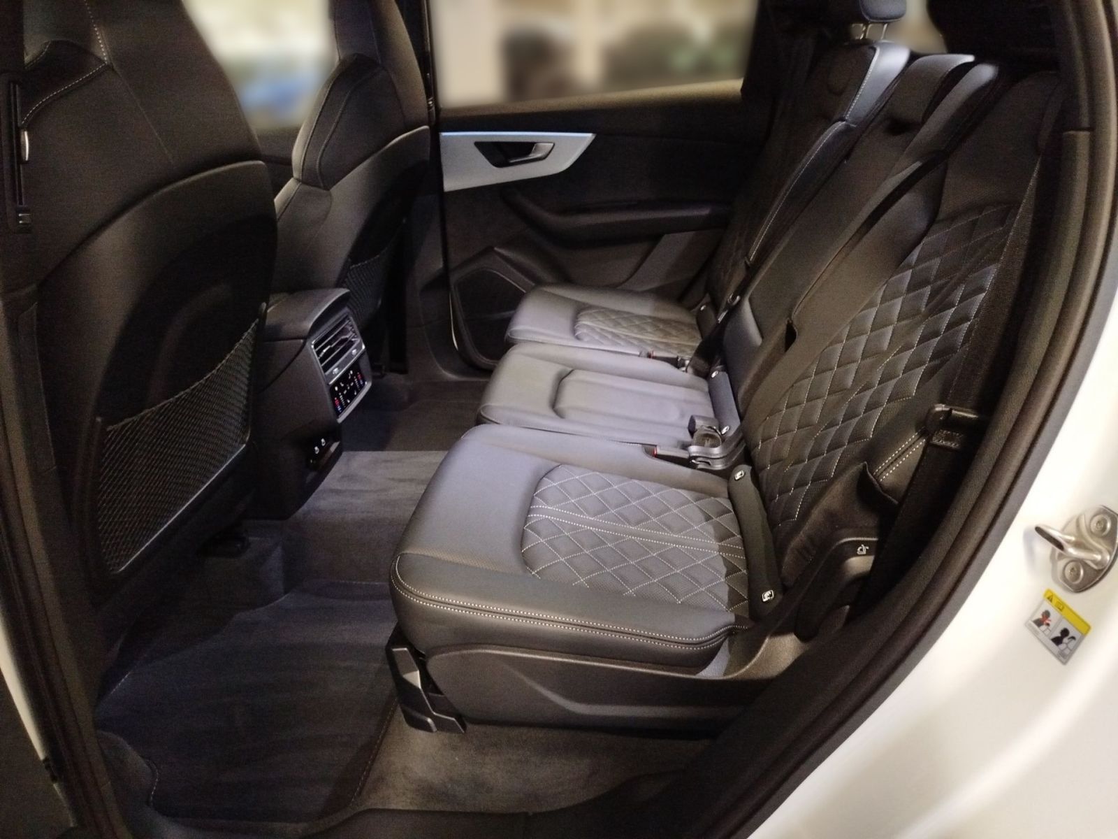 Audi SQ7 - Bild 11