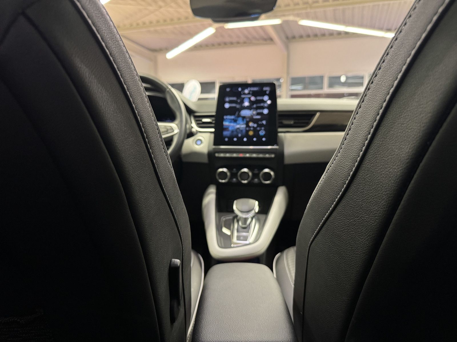 Fahrzeugabbildung Renault Captur Edition One/LED/BOSE/Leder/DAB/Navi/ACC