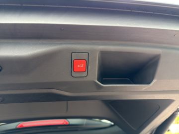 Peugeot 5008 GT Long Range 230 7-Sitzer+AHK