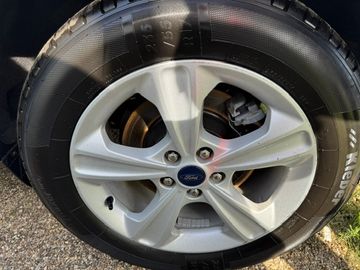 Ford Kuga - 11