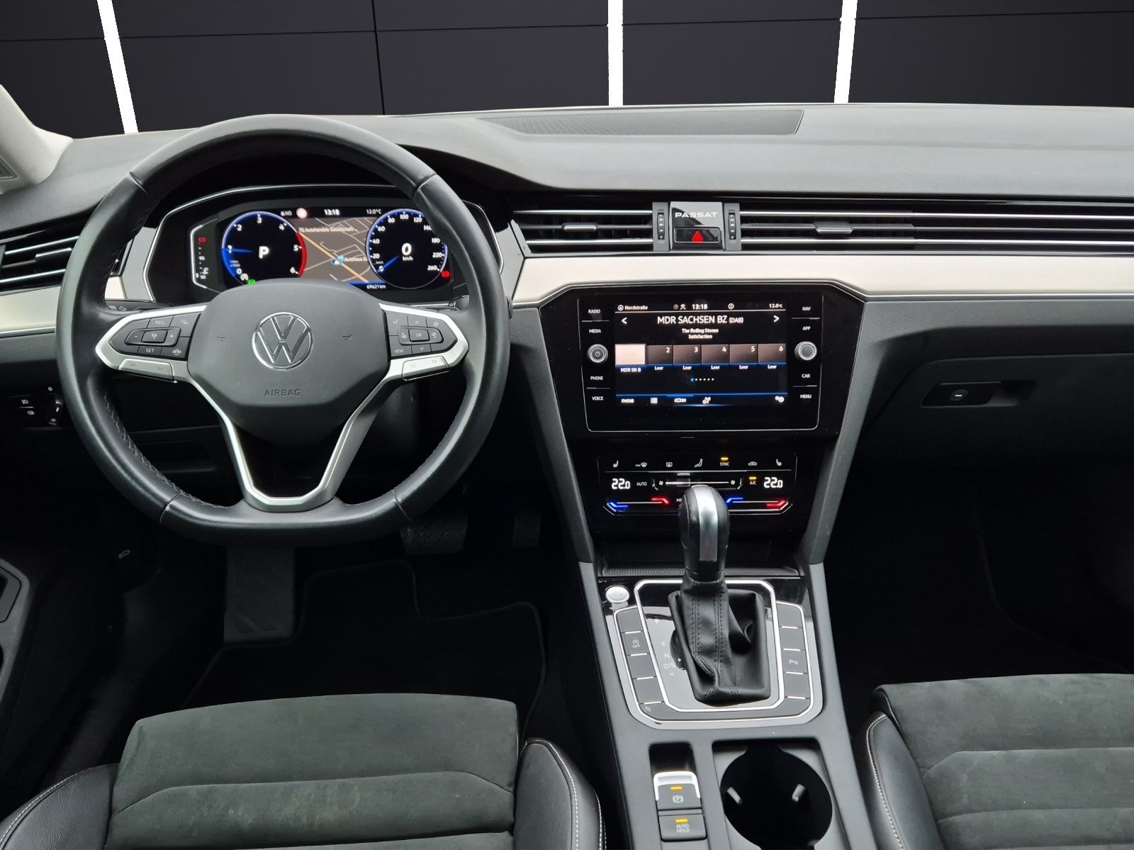 Fahrzeugabbildung Volkswagen Passat Variant TDI Elegance DSG Matrix Navi AID