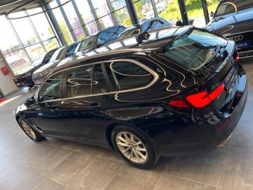 BMW 520 Touring 520 d *1.HAND*HUD*NAVI*KAM*LED*AHK*