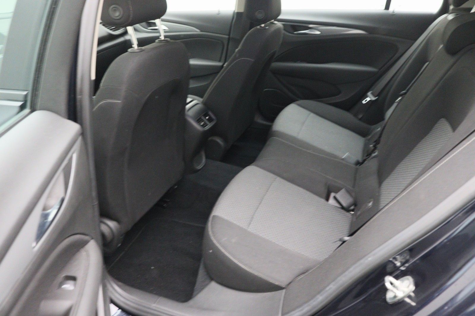 Fahrzeugabbildung Opel Insignia B 1.6 Grand Sport Edition sehr gepflegt