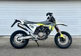 Husqvarna 701 Supermoto - HUSQVARNA VON 501 BIS 750 CCM