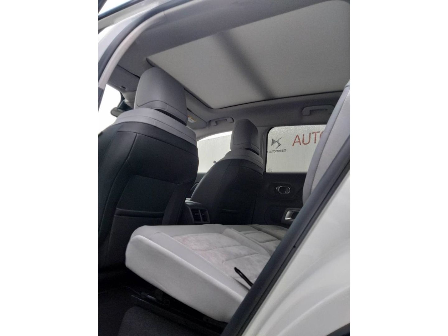 Fahrzeugabbildung Citroën C5 Aircross Hybrid 136 e-DSC6 e-Series