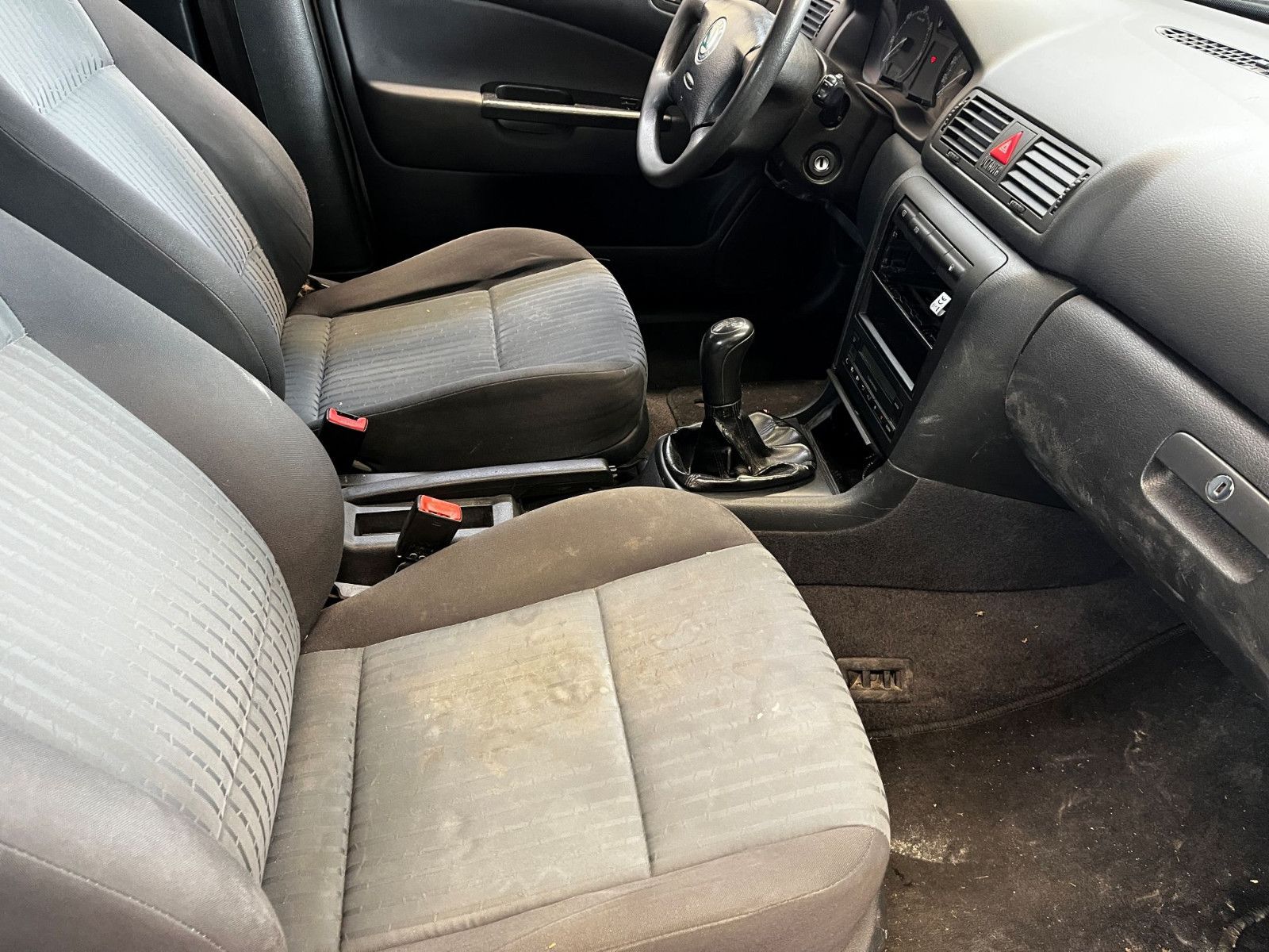Fahrzeugabbildung SKODA Octavia Combi Tour 1,9 TDI